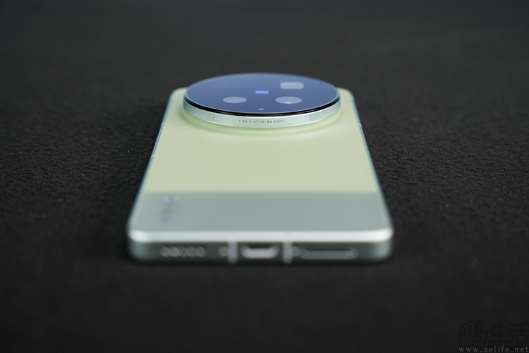 vivo X300 Ultra首测:这不只是手机,还是专业影像工具 vivo X300 Ultra首测:这不只是手机,还是专业影像工具