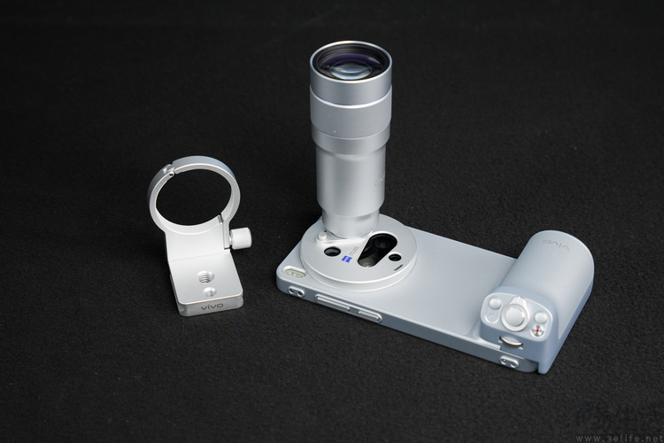 vivo X300 Ultra首测:这不只是手机,还是专业影像工具 vivo X300 Ultra首测:这不只是手机,还是专业影像工具