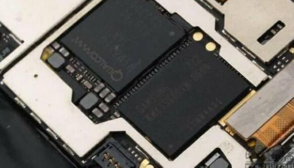 内存价格大跳水，背后到底发生了什么