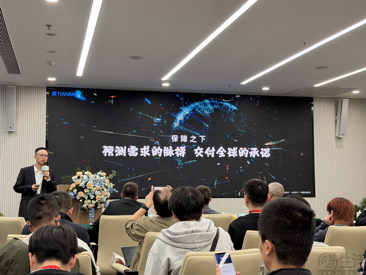 主动宣发“天工屏”，天马找准了手机市场的真刚需