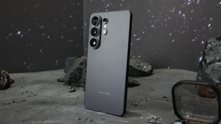 让老机型用上新功能？厂商的“好心”可能漏了怯