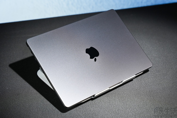 虽然对手变多了，但MacBook Pro今年依然无敌