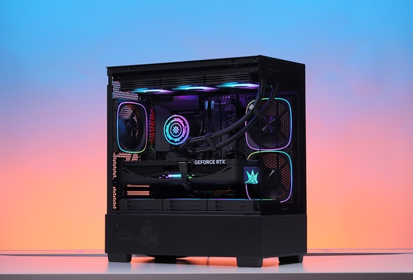 阿驰家的箱！影驰MATX小机箱介绍，RTX5060Ti黄金搭档