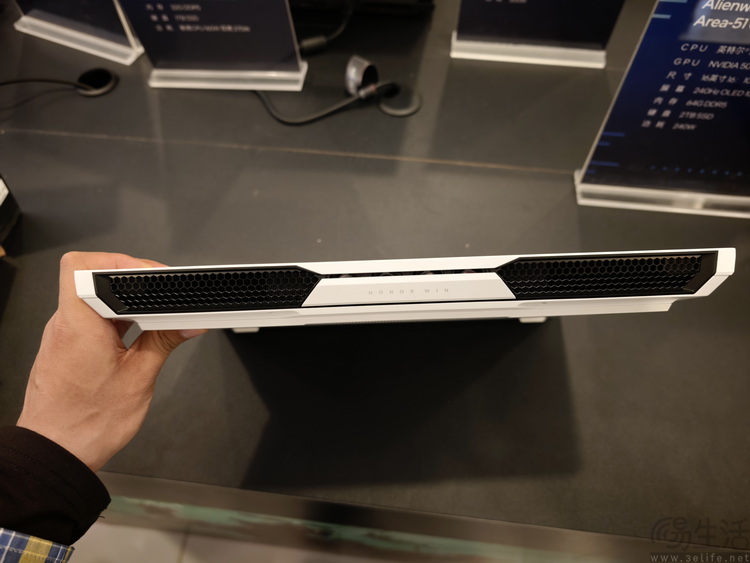 “AI高静”战略升级，英特尔为游戏本再度指明方向