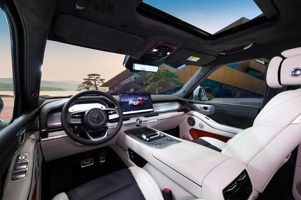 与全球用户共赴新境！全新坦克700重磅上市，坦克麒麟荟正式成立