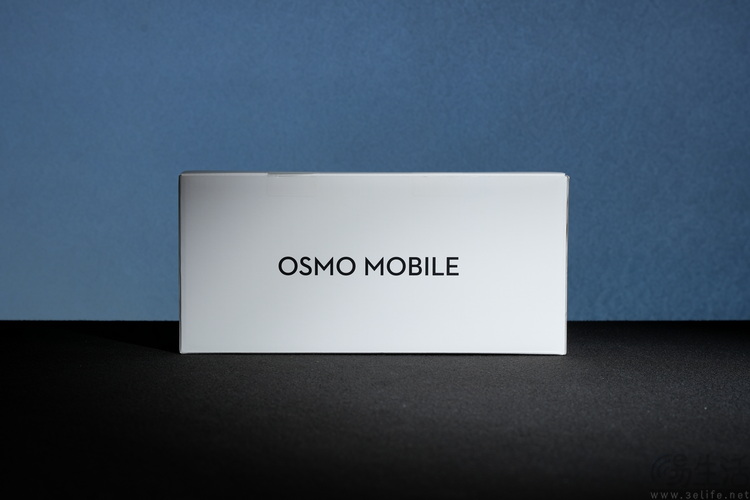 DJI Osmo Mobile 8P首测：跟拍从此易如反掌