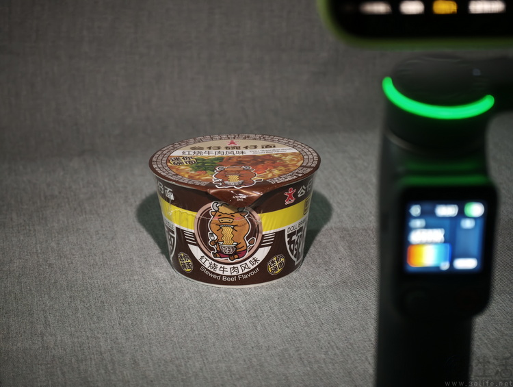 DJI Osmo Mobile 8P首测：跟拍从此易如反掌