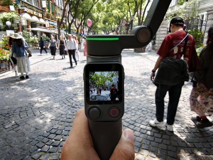 DJI Osmo Mobile 8P首测：跟拍从此易如反掌