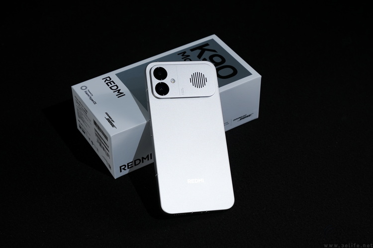 REDMI K90 Max评测：更纯粹的性能大魔王