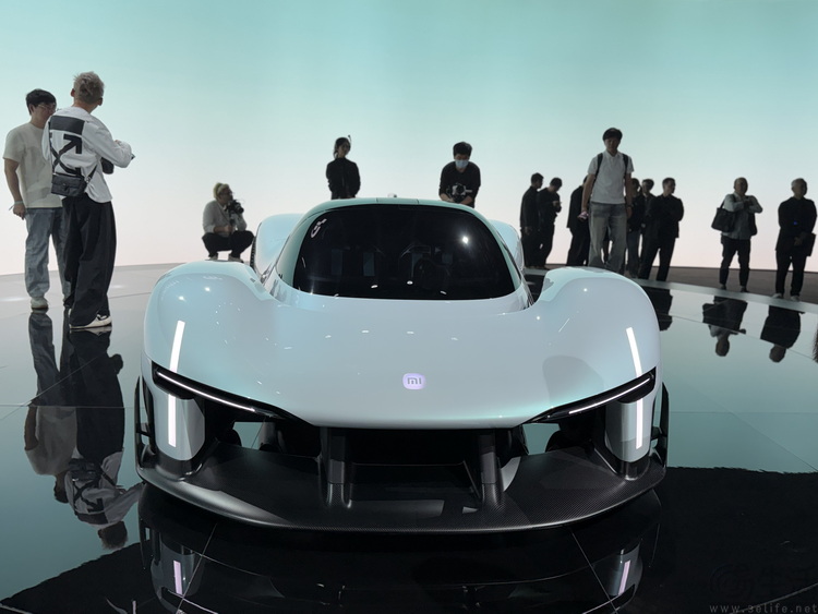 小米从游戏里“开出来”的超跑，到底藏着什么底气？