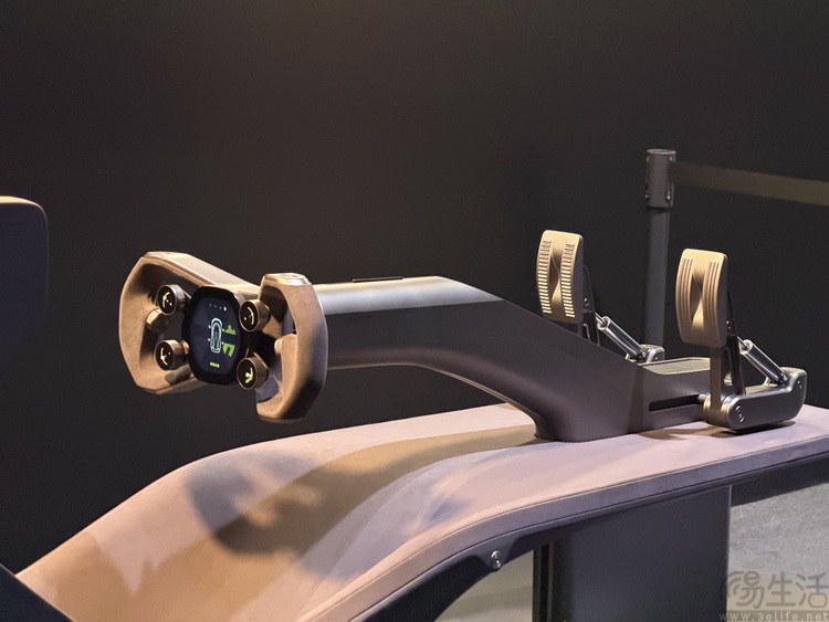 小米从游戏里“开出来”的超跑，到底藏着什么底气？