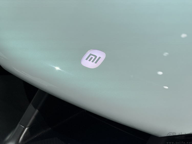 小米从游戏里“开出来”的超跑，到底藏着什么底气？