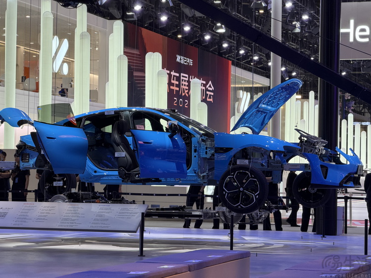 2026年北京车展，小米的“有为”与“不为”