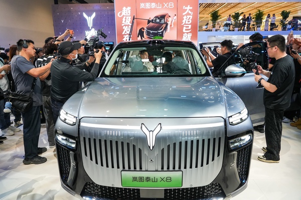 手握6102项专利的下一步 岚图汽车开启纯电战略新阶段