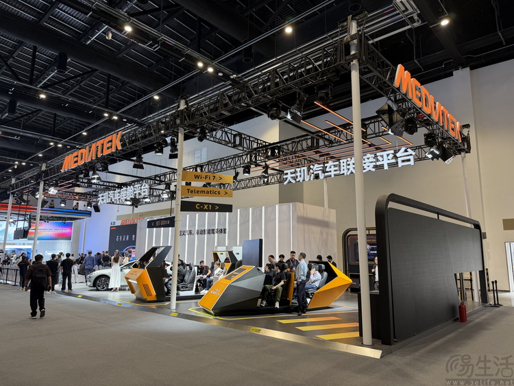 两条腿走路的联发科，终于要“拯救”智能座舱市场了