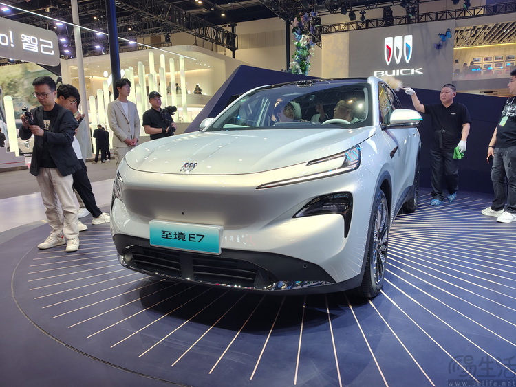 逛完北京车展，我们发现“骁龙车”已然无处不在