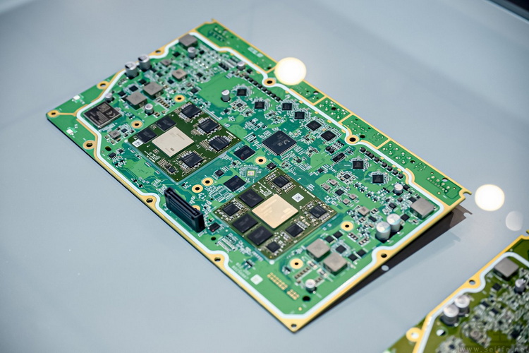 逛完北京车展，我们发现“骁龙车”已然无处不在