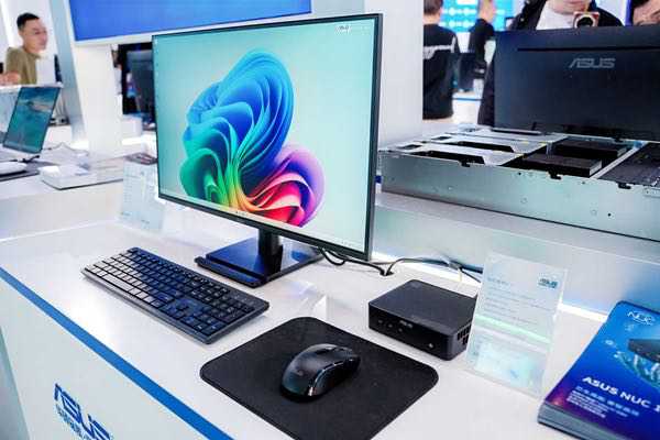 华硕商用重磅亮相第87届中国教育装备展示会