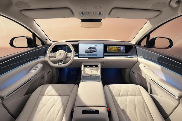 大唐预售25万起，配置看齐50万级豪华MPV与百万级性能SUV