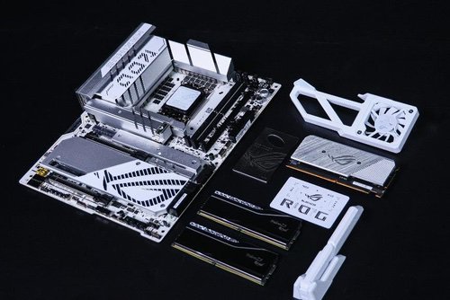 9.2Ghz！ROG APEX主板刷新世界CPU主频