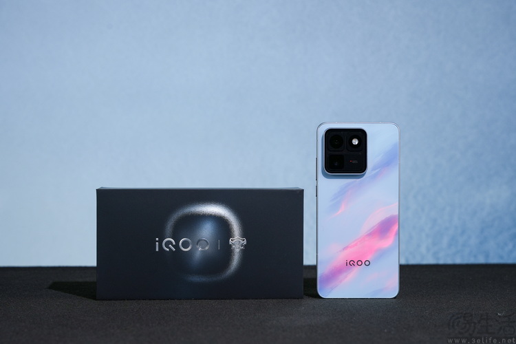 iQOO 618大促开启，iQOO 15T全系立减300元