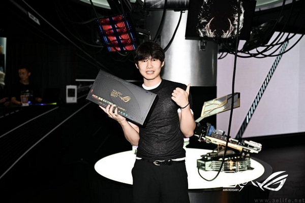 信仰集结!ROG 20周年信仰殿堂正式开启 信仰集结!ROG 20周年信仰殿堂正式开启