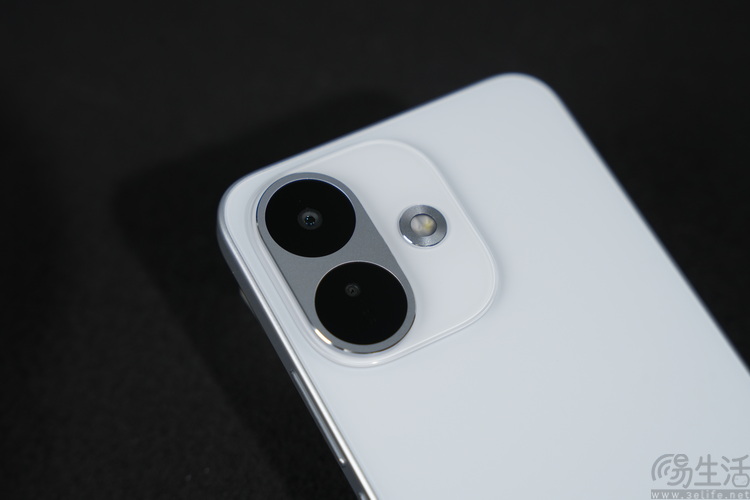REDMI Note 17 Pro体验:延续国民小金刚传奇 REDMI Note 17 Pro体验:延续国民小金刚传奇