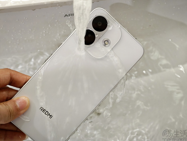 REDMI Note 17 Pro体验:延续国民小金刚传奇 REDMI Note 17 Pro体验:延续国民小金刚传奇