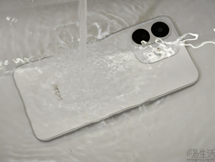 REDMI Note 17 Pro体验:延续国民小金刚传奇 REDMI Note 17 Pro体验:延续国民小金刚传奇