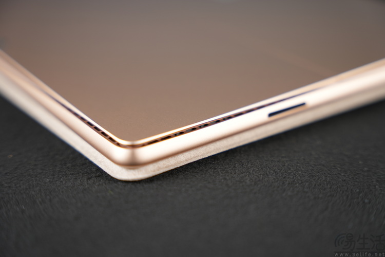 Surface Pro 12评测:微软的坚持,终于开花结果 Surface Pro 12评测:微软的坚持,终于开花结果