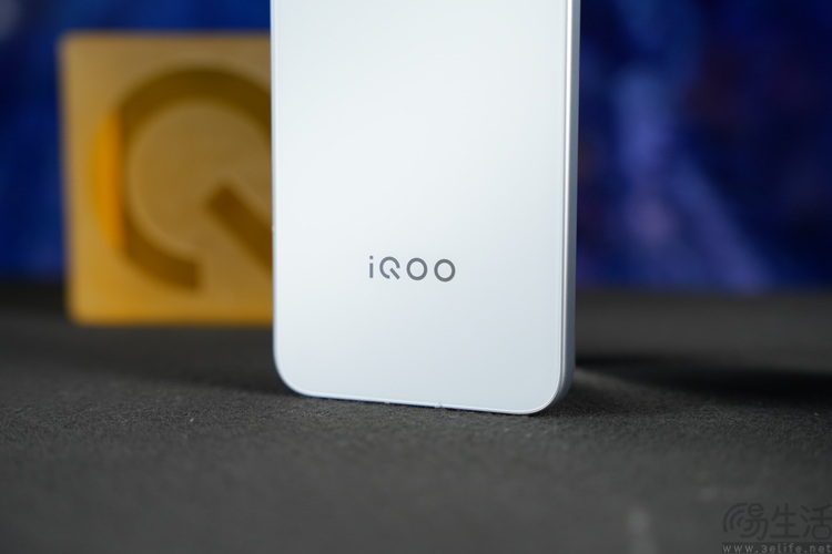 iQOO Neo11 至尊版首测:2K屏+天玑旗舰芯新选择 iQOO Neo11 至尊版首测:2K屏+天玑旗舰芯新选择