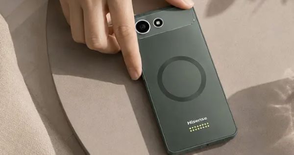 海信A10系列新机发布，可支持磁吸LCD背屏