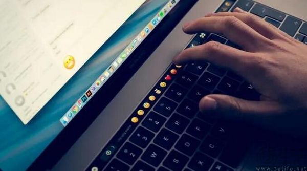 生不逢时的Touch Bar,在AI时代意外迎来第二春 生不逢时的Touch Bar,在AI时代意外迎来第二春