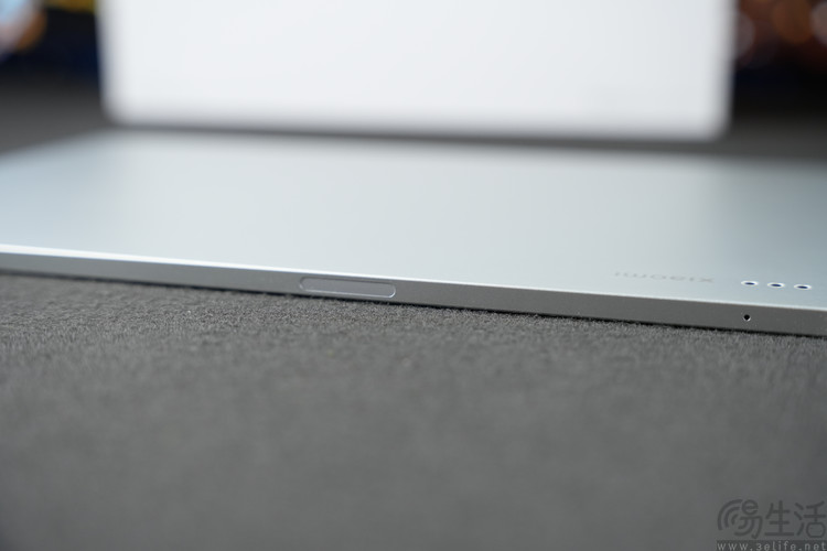 Xiaomi Pad 9 Pro首发体验:更亲民的旗舰平板 Xiaomi Pad 9 Pro首发体验:更亲民的旗舰平板