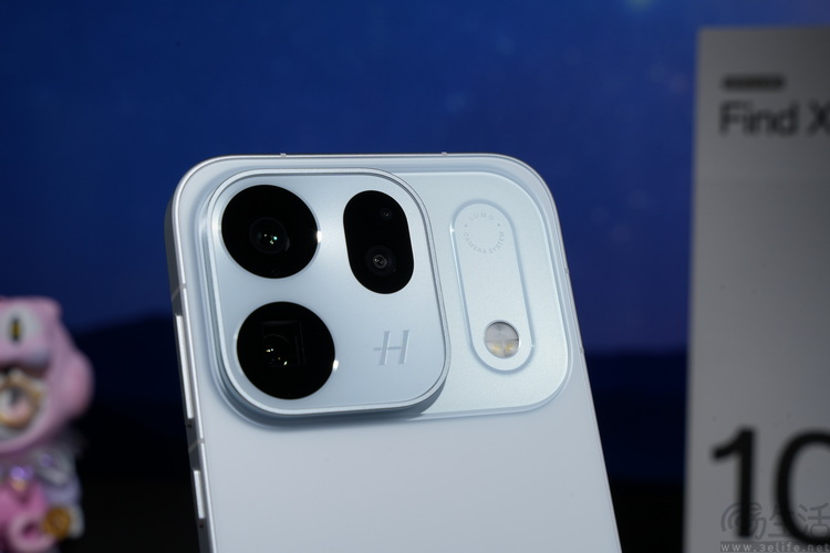 OPPO Find X10系列双机评测:更年轻,更不一样 OPPO Find X10系列双机评测:更年轻,更不一样