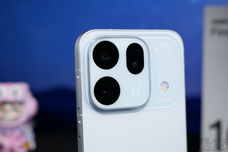 OPPO Find X10系列双机评测:更年轻,更不一样 OPPO Find X10系列双机评测:更年轻,更不一样
