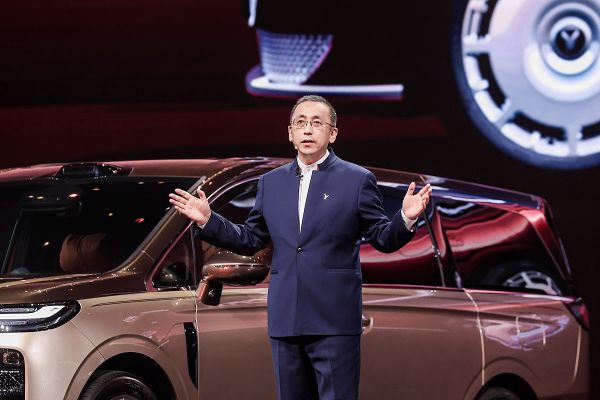从“追梦者”到“造梦者” ,岚图梦想家9上市 41.99万元起 从“追梦者”到“造梦者” ,岚图梦想家9上市 41.99万元起