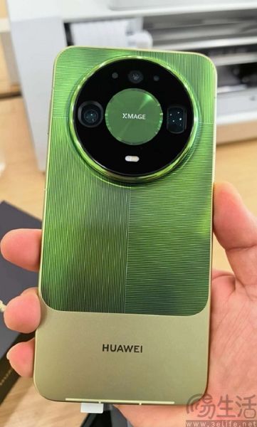 华为Mate 90国庆发布,真机主打撞色风格 华为Mate 90国庆发布,真机主打撞色风格