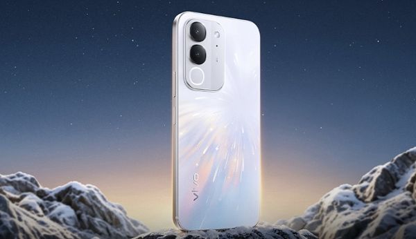 vivo Y600i今日正式首销，售价从1699元起