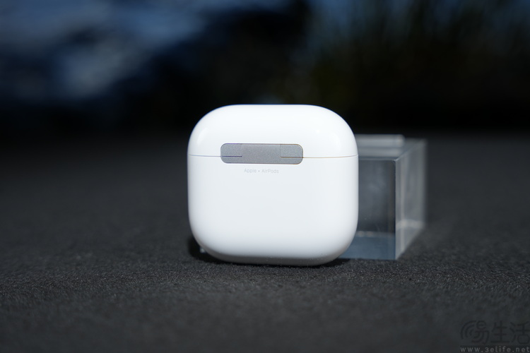 AirPods 5评测:不只有降噪,更是同级“标准答案” AirPods 5评测:不只有降噪,更是同级“标准答案”