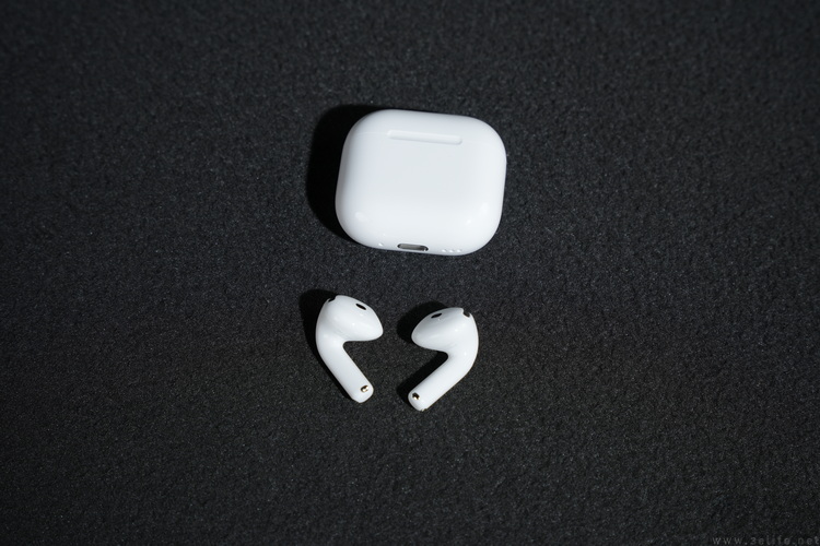 AirPods 5评测:不只有降噪,更是同级“标准答案” AirPods 5评测:不只有降噪,更是同级“标准答案”