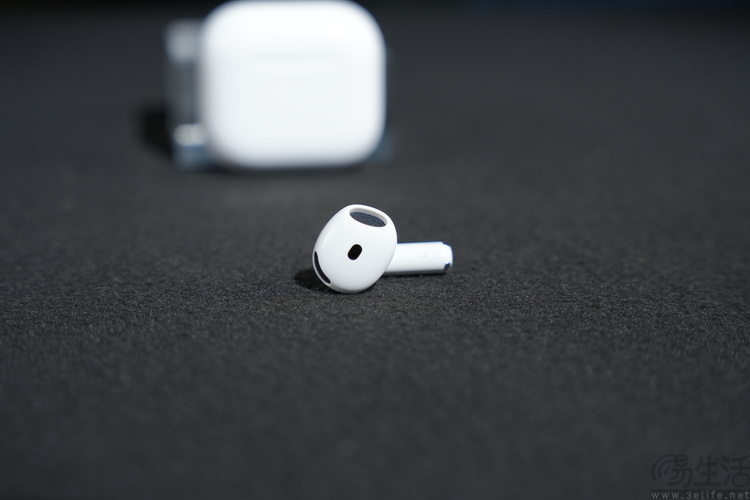 AirPods 5评测:不只有降噪,更是同级“标准答案” AirPods 5评测:不只有降噪,更是同级“标准答案”