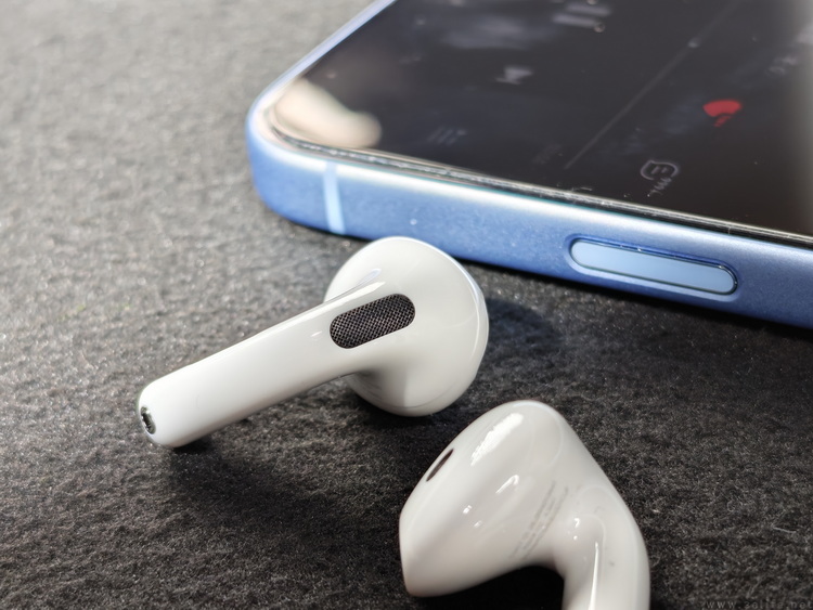 AirPods 5评测:不只有降噪,更是同级“标准答案” AirPods 5评测:不只有降噪,更是同级“标准答案”