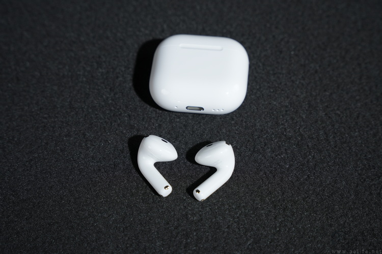 AirPods 5评测:不只有降噪,更是同级“标准答案” AirPods 5评测:不只有降噪,更是同级“标准答案”