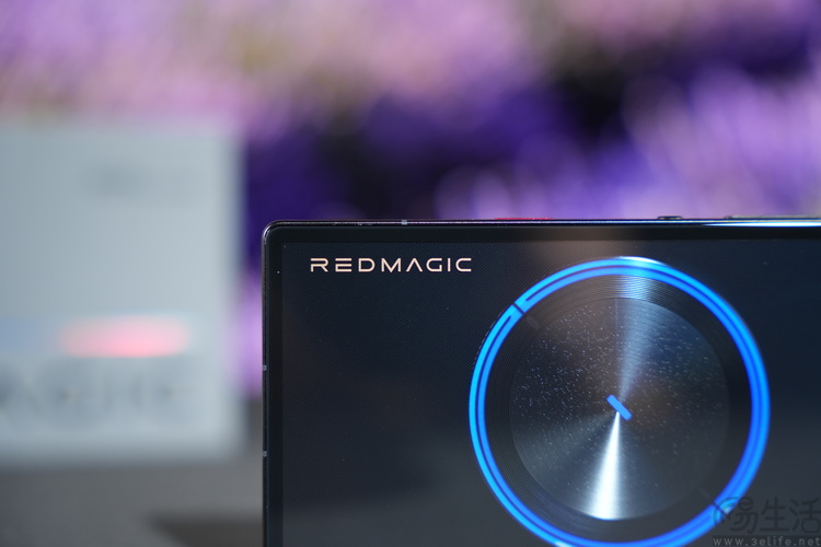 红魔12 Pro+首发评测:性能新高度,电竞仍称王 红魔12 Pro+首发评测:性能新高度,电竞仍称王