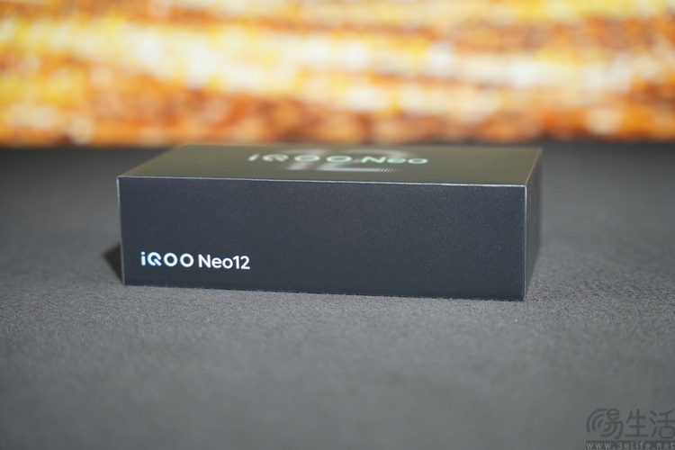 iQOO Neo12首测:风扇+大电池,重塑系列定位 iQOO Neo12首测:风扇+大电池,重塑系列定位